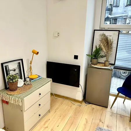 Apartment Kawalerka Przy Piotrkowskiej Lodz
